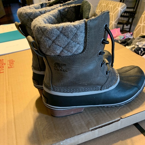 SOREL Slimpack Boots - Picture 2 of 3